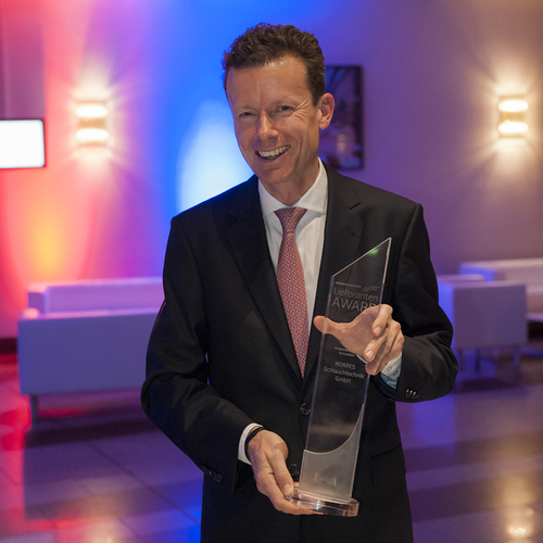 Nagrodzony nagrodą NORDWEST Supplier Award 2015